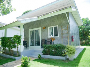Enda Lanta Bungalows
